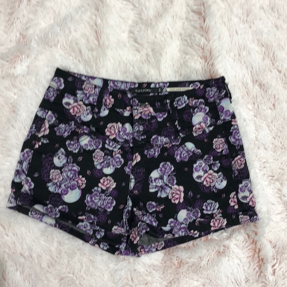 Lovesick Shorts NWOT